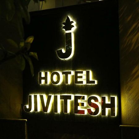 Hotel Jivitesh Delhi  Buitenkant foto