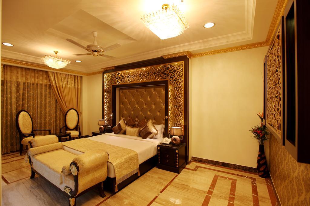 Hotel Jivitesh Delhi  Buitenkant foto