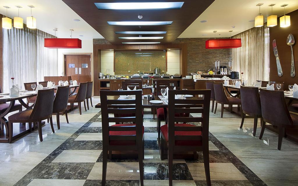 Hotel Jivitesh Delhi  Buitenkant foto