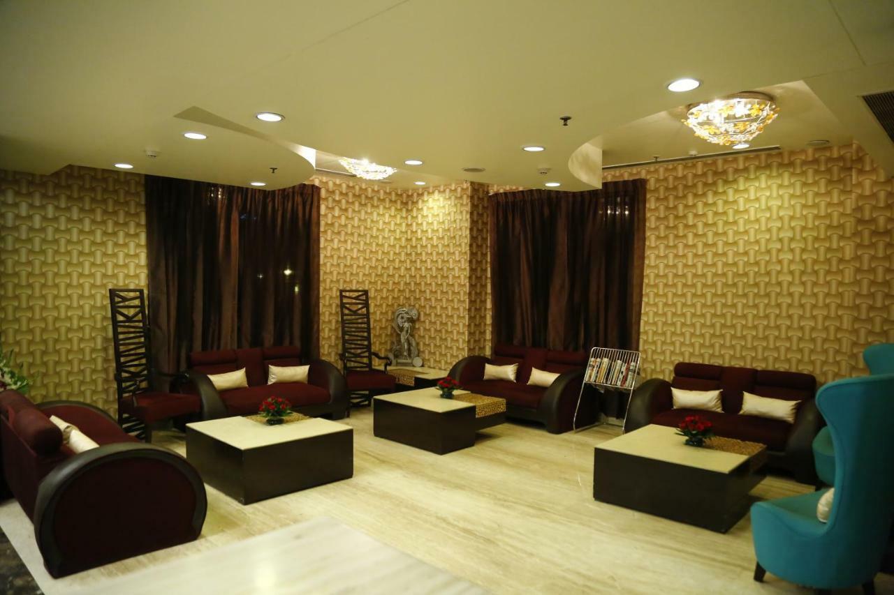 Hotel Jivitesh Delhi  Buitenkant foto